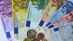 ___3925512___https:______static.pulse.com.gh___webservice___escenic___binary___3925512___2015___7___1___3___greek-currency-702x336_3