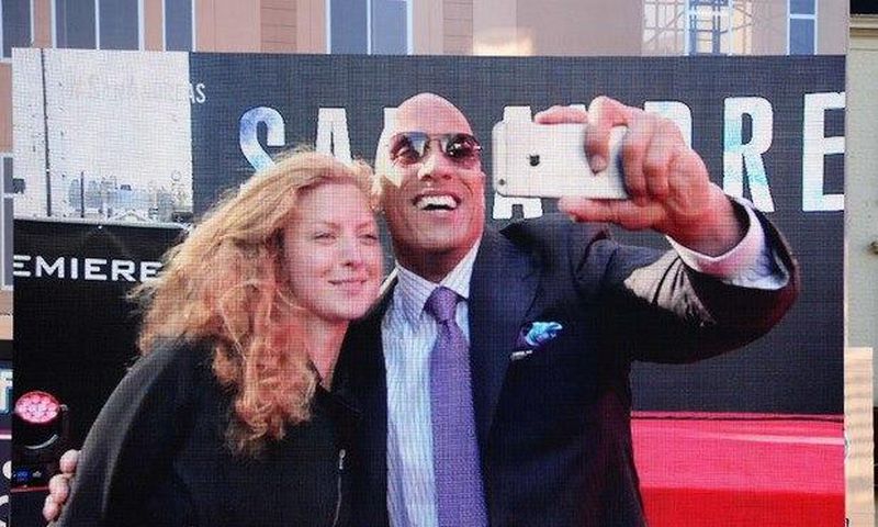 Johnson Dwayne on his "selfie" expedition