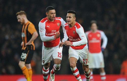 Arsenal have enough attacking options, insists Wenger