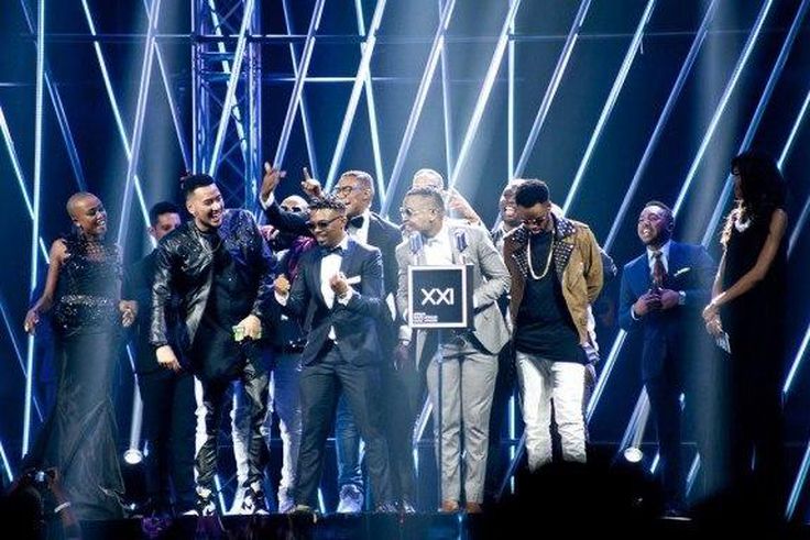 Some of the winners at the South African Music Awards (SAMAs) celebrate their victory on stage on Saturday, 18 April 2015.