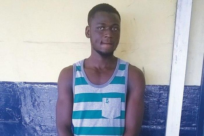 ___3687383___https:______static.pulse.com.gh___webservice___escenic___binary___3687383___2015___4___22___11___police+shooter