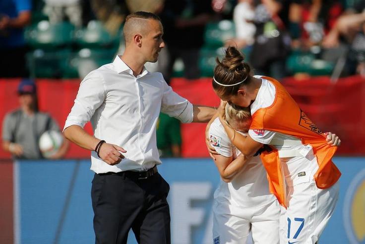 ___3929296___https:______static.pulse.com.gh___webservice___escenic___binary___3929296___2015___7___2___14___marksampsonlaurabassett-cropped_16ksutxw581zt1q1geujb90fq5_1