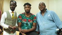 Okyeame Kwame meets Isaac Vorsah