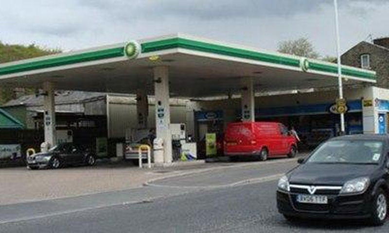 ___3864955___https:______static.pulse.com.gh___webservice___escenic___binary___3864955___2015___6___15___0___0711N.Filling-station