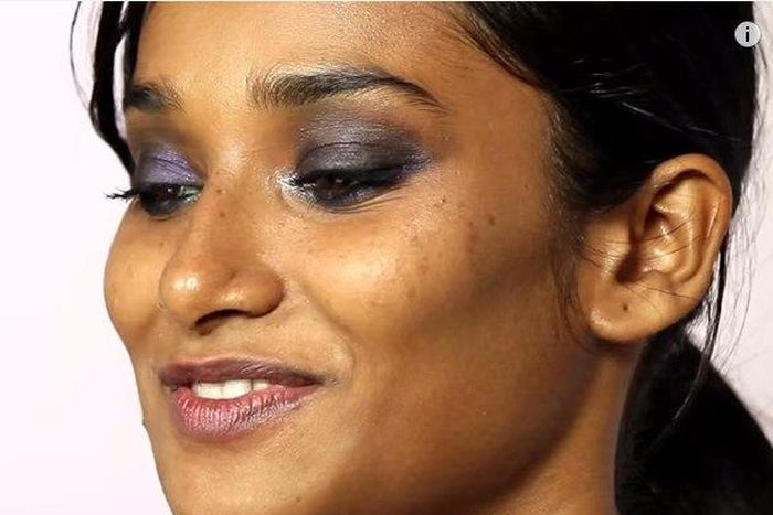 Purple smokey eye look