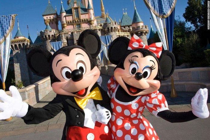 ___3851591___https:______static.pulse.com.gh___webservice___escenic___binary___3851591___2015___6___10___19___120904063211-adult-travel-disneyland1-horizontal-large-gallery