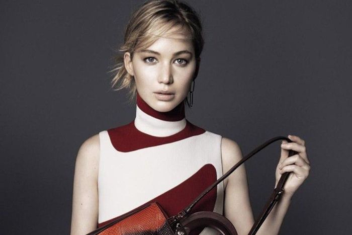 ___4180035___https:______static.pulse.com.gh___webservice___escenic___binary___4180035___2015___9___18___12___Jennifer-Lawrence-Dior-Handbags-Fall-Winter-2015-Ad-Campaign-4