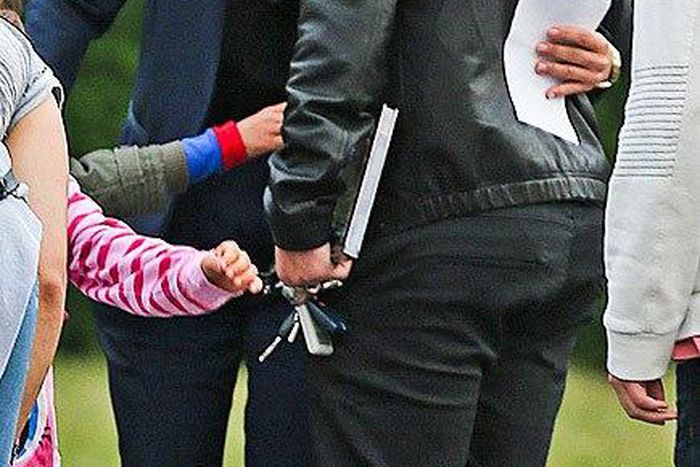 Jennifer Lopez and Casper Smart share quick kiss in New York City