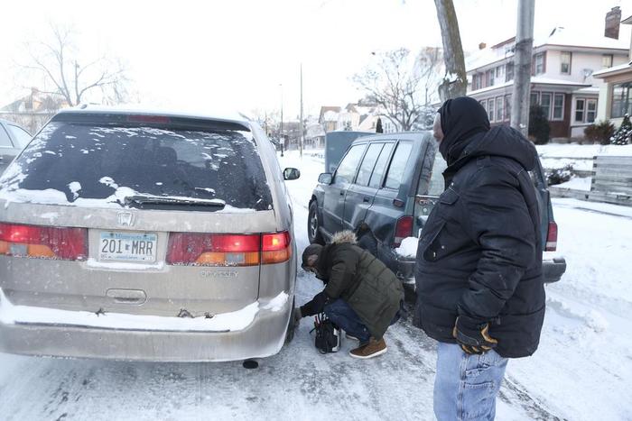 Extreme Cold Weather Grips Midwest