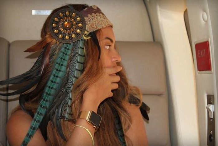 Beyonce soorts gold Apple watch, limited edition