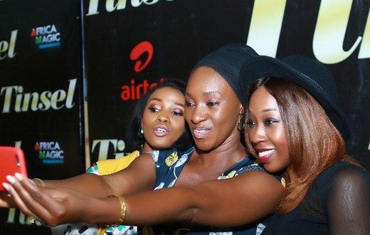 Tinsel Fans meet with fans