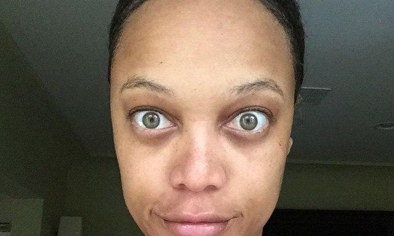 Tyra Banks shares no makeup look