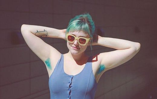 Technicolour armpits