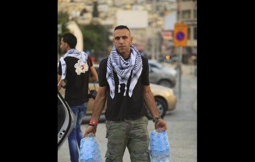 Christians in Gaza offering iftar to Muslims on the road.