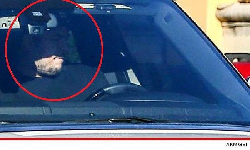 Rob Kardashian leaving Calabasas home