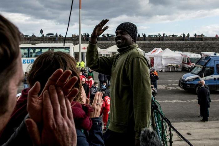 Sea Watch 3, carrying 47 rescued migrants, was finally able to dock in the Sicilian port of Catania on Thursday