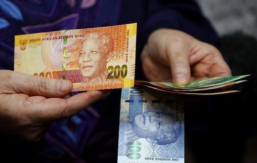 South African  rand notes in a file photo.   REUTERS/Siphiwe Sibeko