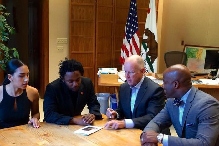 Kendrick Lamar has been honoured with the 35th Senate District’s Generational Icon Award, which was presented by him to State Senator and fellow Compton native Isadore Hall III on Monday, May 11.