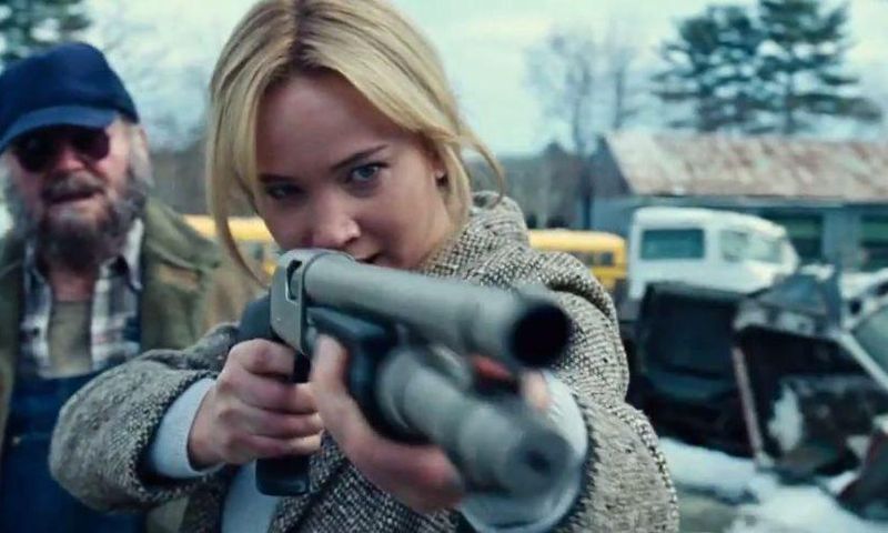 Jennifer Lawrence in 'Joy' trailer