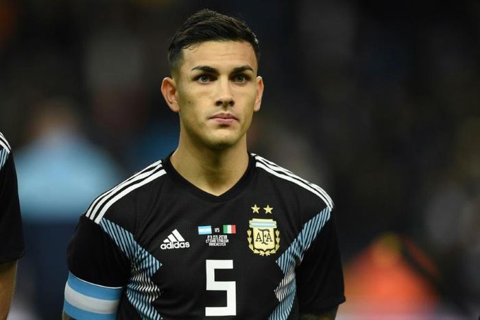 Argentina midfielder Leandro Paredes has signed for Paris Saint-Germain from Zenit Saint Petersburg