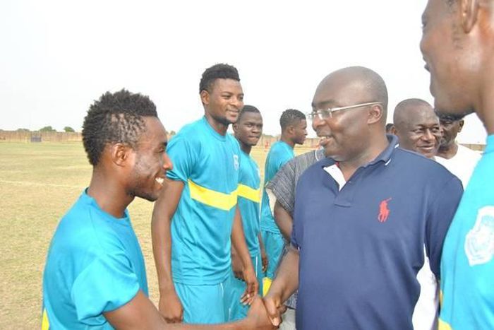 ___3772083___https:______static.pulse.com.gh___webservice___escenic___binary___3772083___2015___5___18___18___Dr-Bawumia-smiles-with-Wa-All-Stars-player