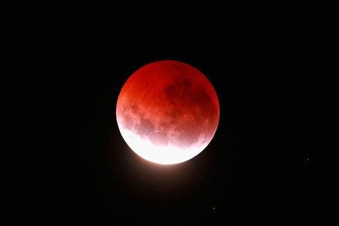 Blood red moon