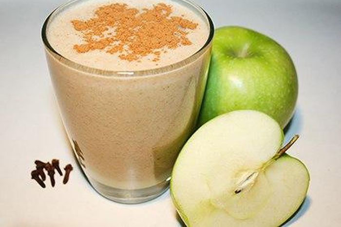 ___3922915___https:______static.pulse.com.gh___webservice___escenic___binary___3922915___2015___6___30___13___Apple-Pie-Smoothie1