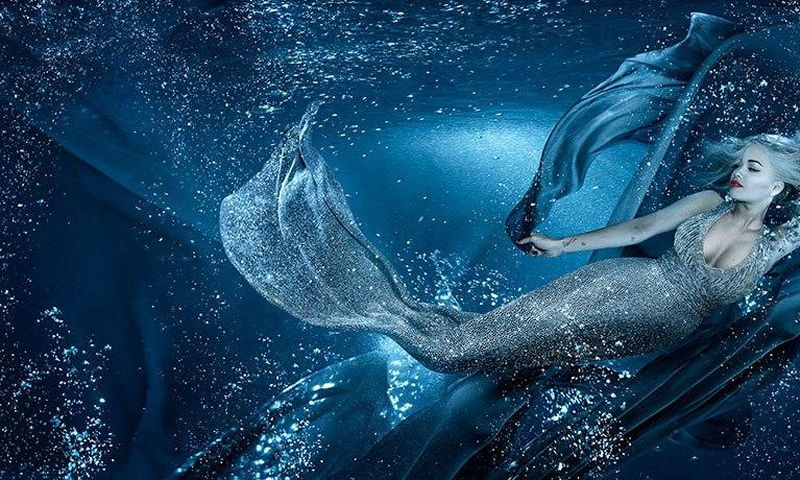 Rita Ora transforms into a stunning mermaid