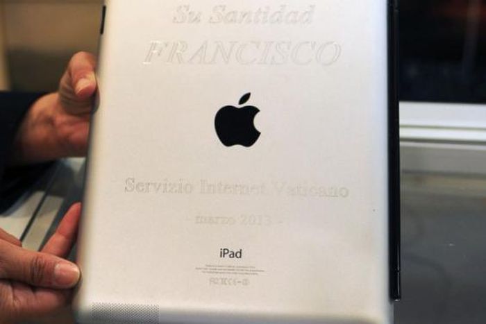 Pope’s old iPad sold for $30,500