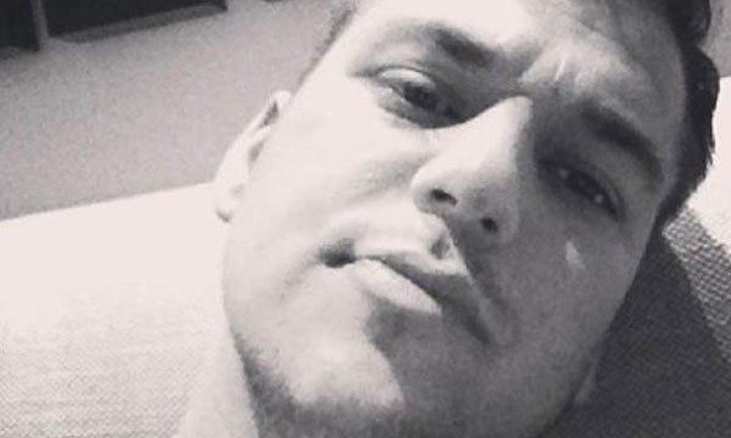Reality star, Rob Kardashian, shares a new selfie on Instagram showing that he has lost some weight