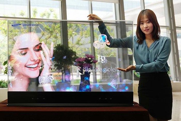 Samsung's transparent display at the unveiling
