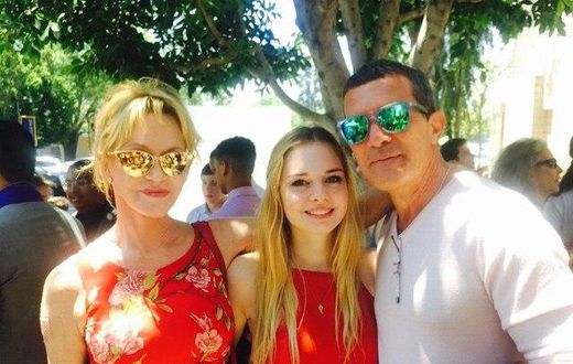 Melanie Griffith, Stella and Antonio Bandares