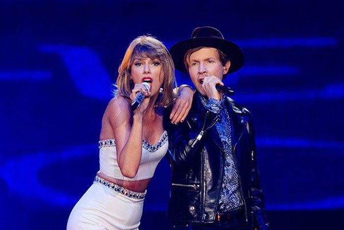Taylor Swift and Beck at '1989' Tour