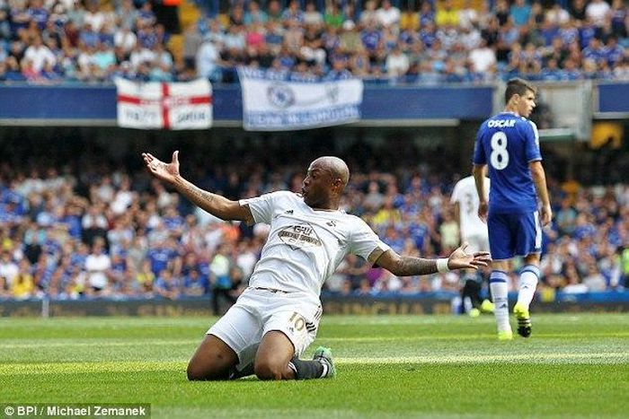 ___4126962___https:______static.pulse.com.gh___webservice___escenic___binary___4126962___2015___9___1___17___2B361DB200000578-0-image-a-32_1439148730014