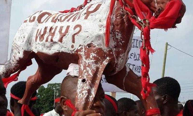 ICU workers demonstrate over poor economy