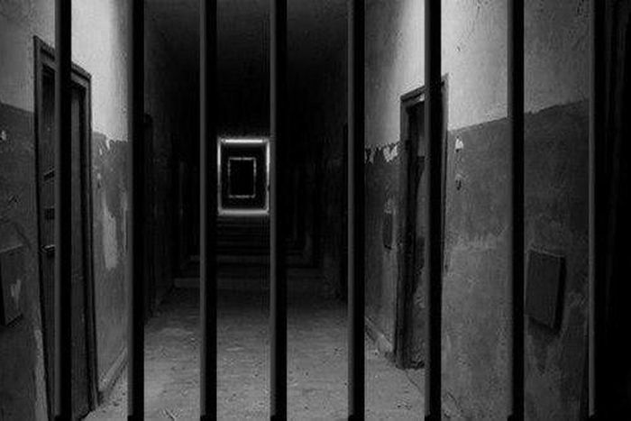 ___4022940___https:______static.pulse.com.gh___webservice___escenic___binary___4022940___2015___7___29___12___behindbars2-620x330-620x330