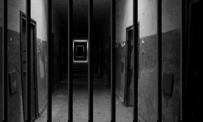 ___4022940___https:______static.pulse.com.gh___webservice___escenic___binary___4022940___2015___7___29___12___behindbars2-620x330-620x330