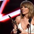 Taylor Swift bagged 8 awards at the 2015 Billboard Awards.