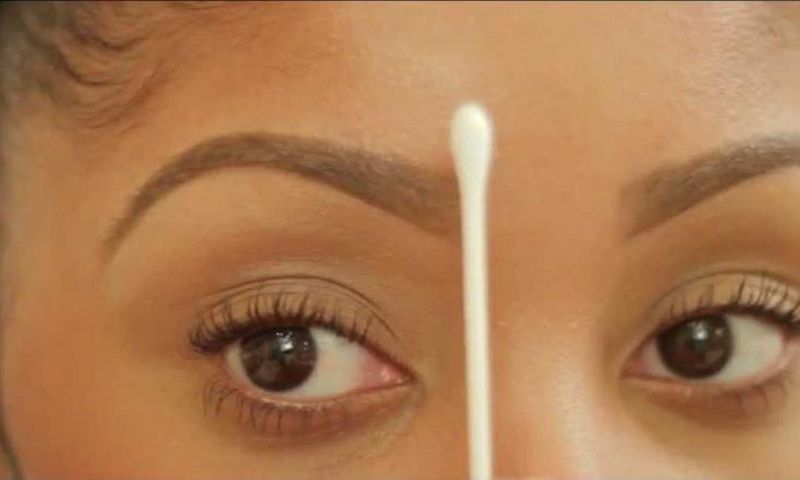 Perfectly defined brows frame the eyes
