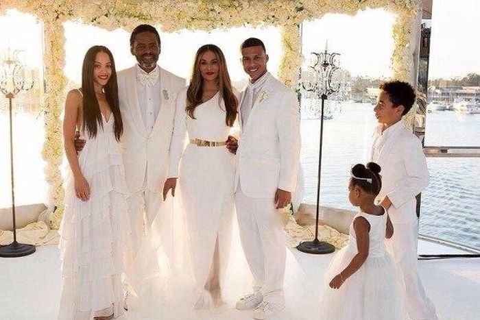Tina, Richard, his children, Blue Ivy and Solange's son