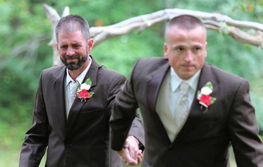 Todd Bachman inviting Peck's step dad, Todd Cendrosky, to help walk Peck down the isle