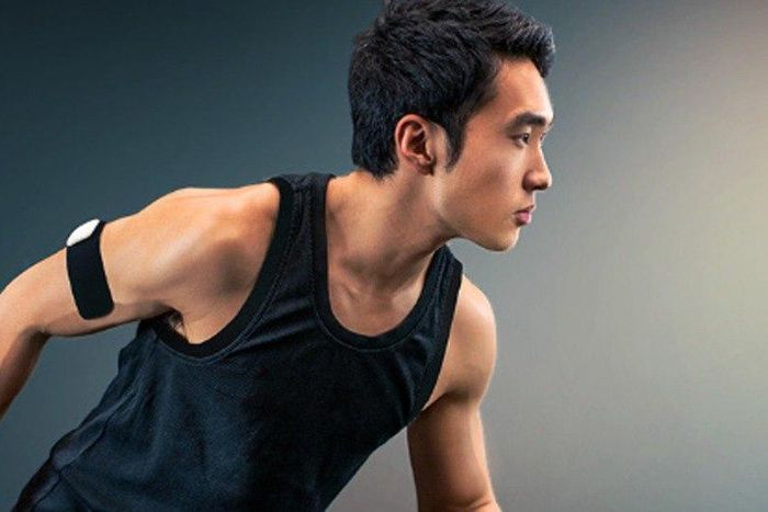 Cur-The wearable device that sends minute electrical currents to your brain to ease pain.