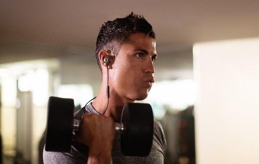 Star footballer, Cristiano Ronaldo using one of the earphones