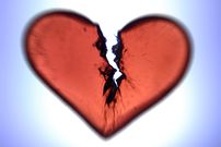 7 honest reasons why you shouldn’t stay friends with your ex