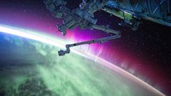 Scott Kelly spent a year taking photos in space They're beautiful