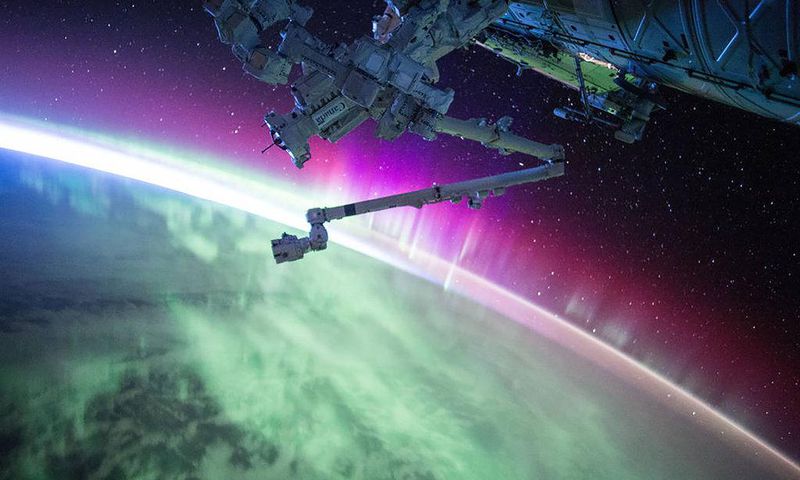 Scott Kelly spent a year taking photos in space They're beautiful
