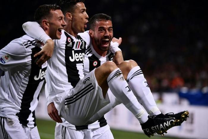 Seats you sir! Cristiano Ronaldo celebrates his goal