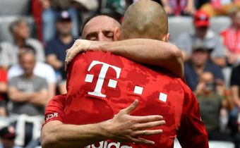 Arjen Robben and Franck Ribery bid farewell to the Allianz Arena on Saturday