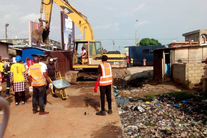 WASH Africa and Zoomlion clean Nima