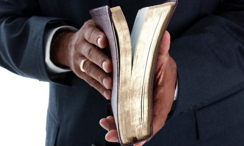 I sex my church’s bisexual general overseer 3 times in a week for GH¢2,500 as part-time – Man reveals